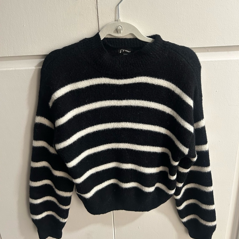 Art Class Black and White Striped Crew Neck Sweater